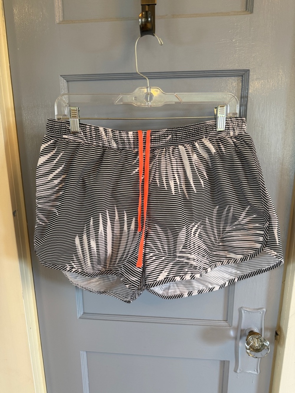 Old Navy Black & White Palm Stripe Athletic Shorts with Coral Drawstring